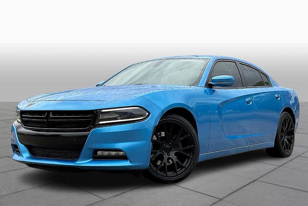 2016 Dodge Charger R/T image 0