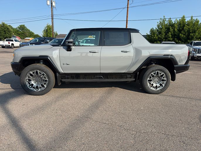 2025 GMC Hummer EV