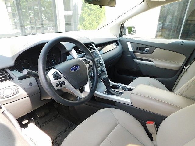 2014 Ford Edge SE image 10