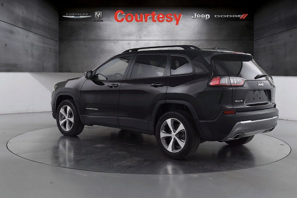 2022 Jeep Cherokee Limited Edition image 4