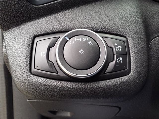 2017 Ford C-Max Titanium image 15