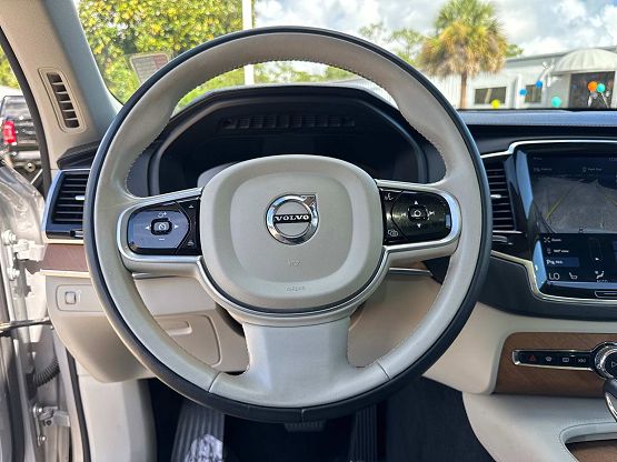 2019 Volvo XC90 T6 Inscription photo 8