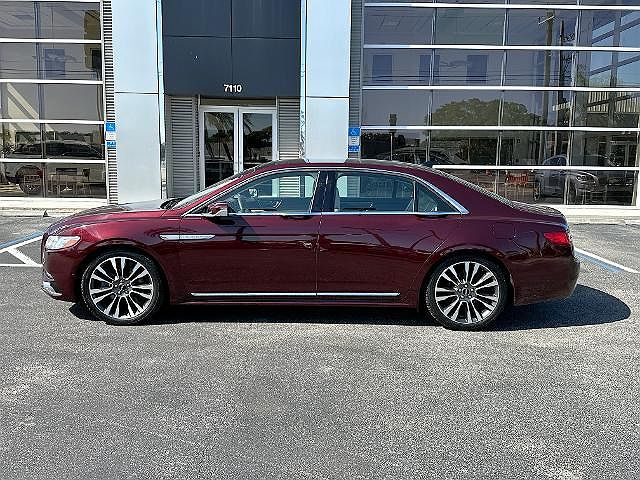 2018 Lincoln Continental Reserve image 4