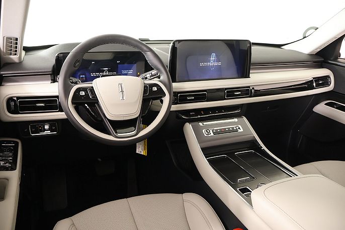 2027 Lincoln Aviator
