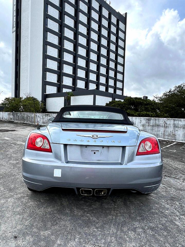 2006 Chrysler Crossfire Limited Edition image 2