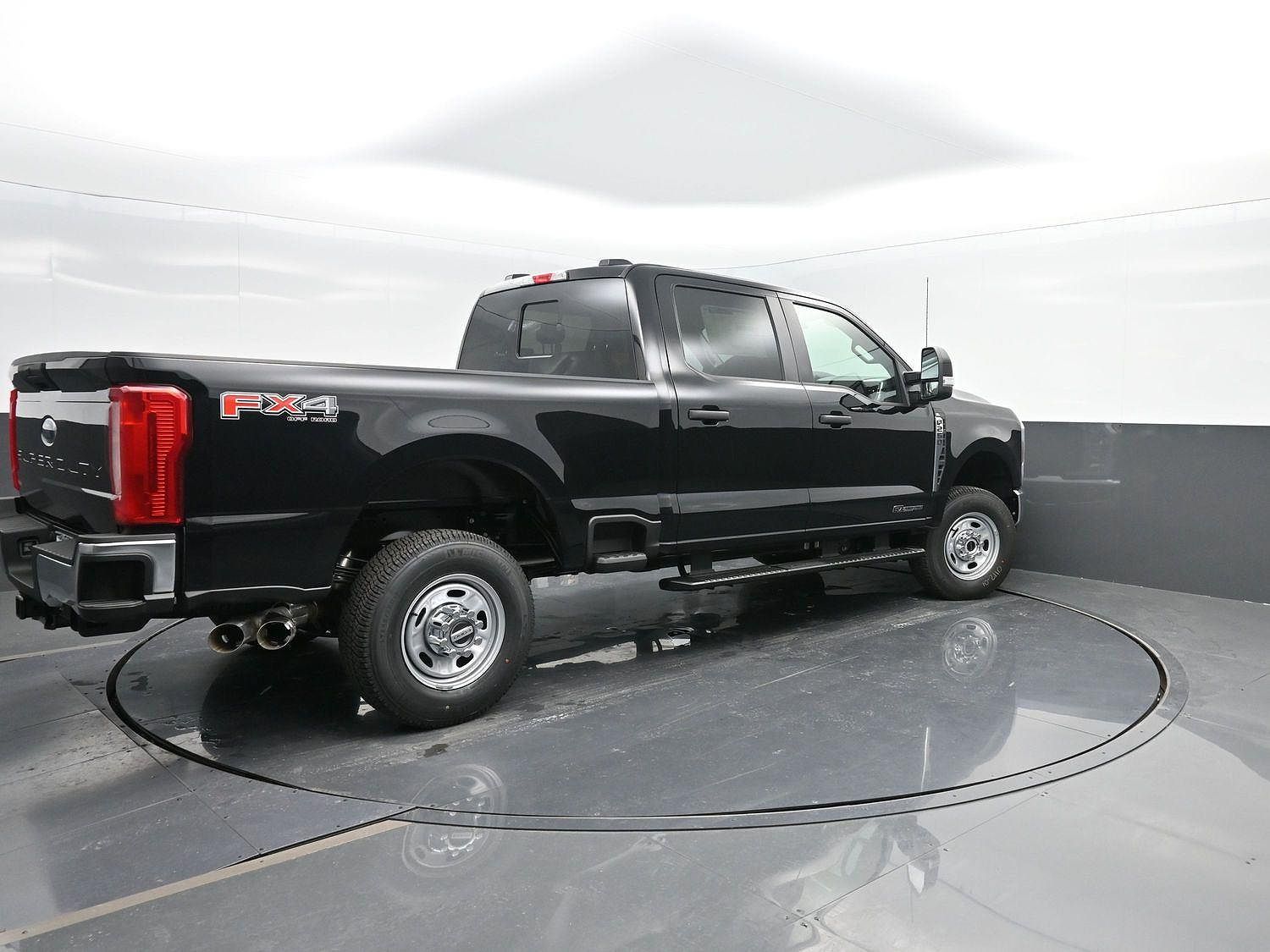 2025 Ford F-250