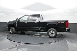 2025 Ford F-250
