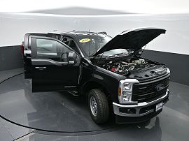 2025 Ford F-250