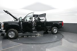 2025 Ford F-250