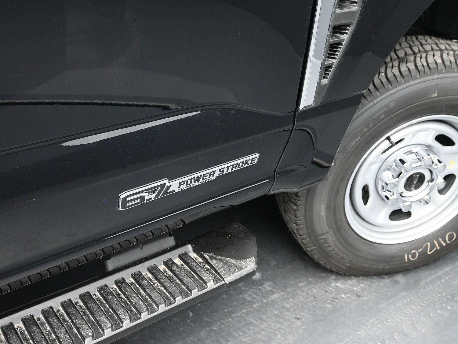 2025 Ford F-250