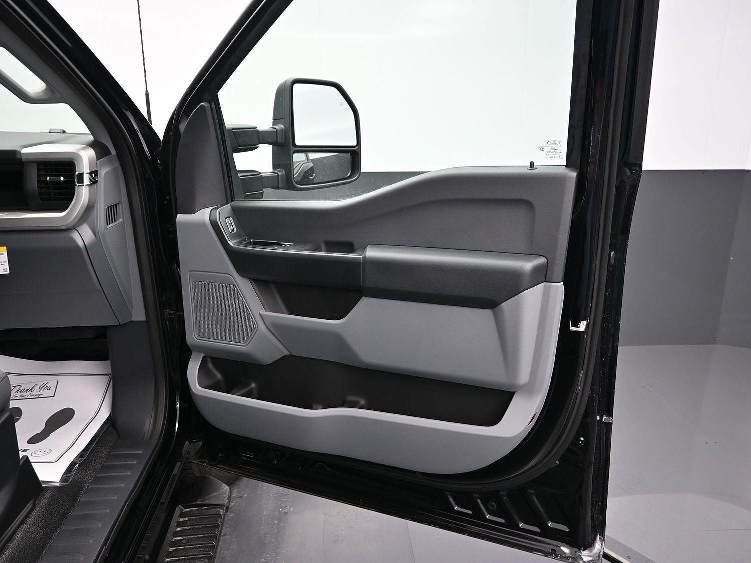 2025 Ford F-250