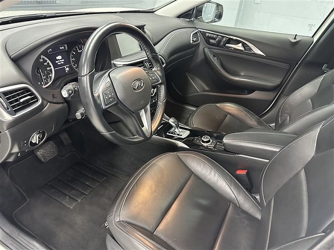 2018 Infiniti QX30