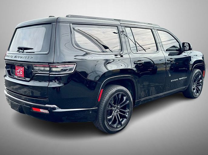 2022 Jeep Grand Wagoneer