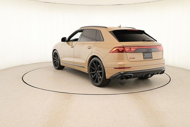 2024 Audi SQ8