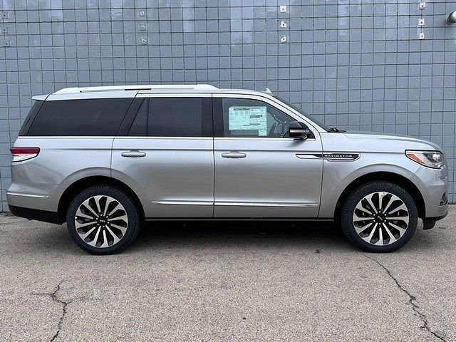 2024 Lincoln Navigator