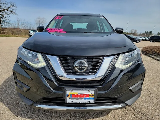 2019 Nissan Rogue S image 2