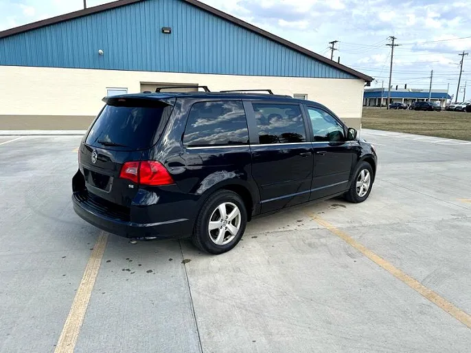 2011 Volkswagen Routan