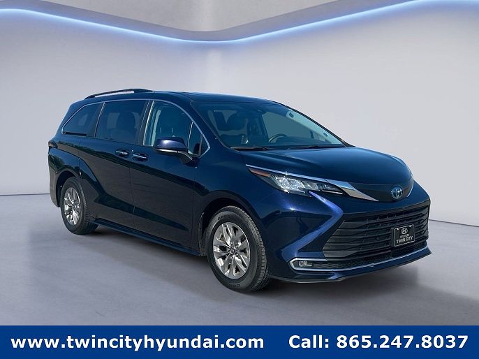2023 Toyota Sienna