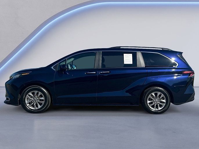 2023 Toyota Sienna