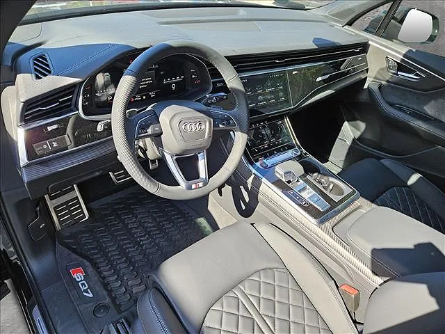 2025 Audi SQ7