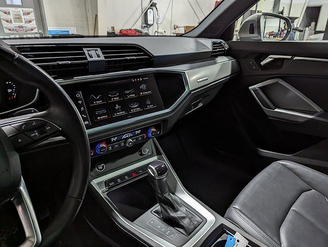 2023 Audi Q3 Premium image 4