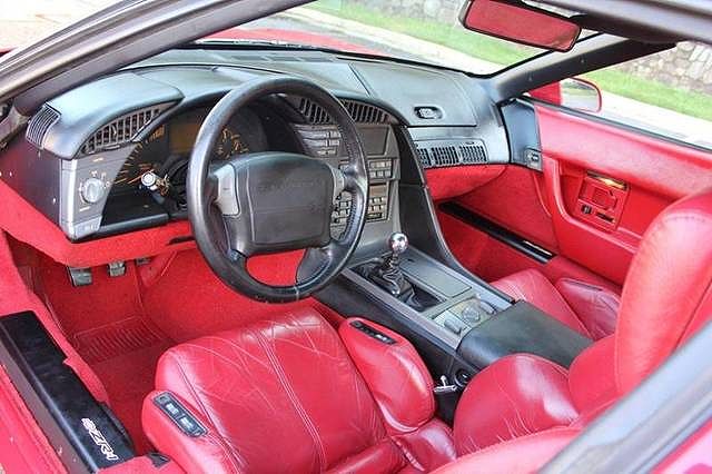 1990 corvette dashboard