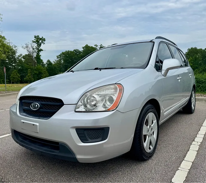 2009 Kia Rondo