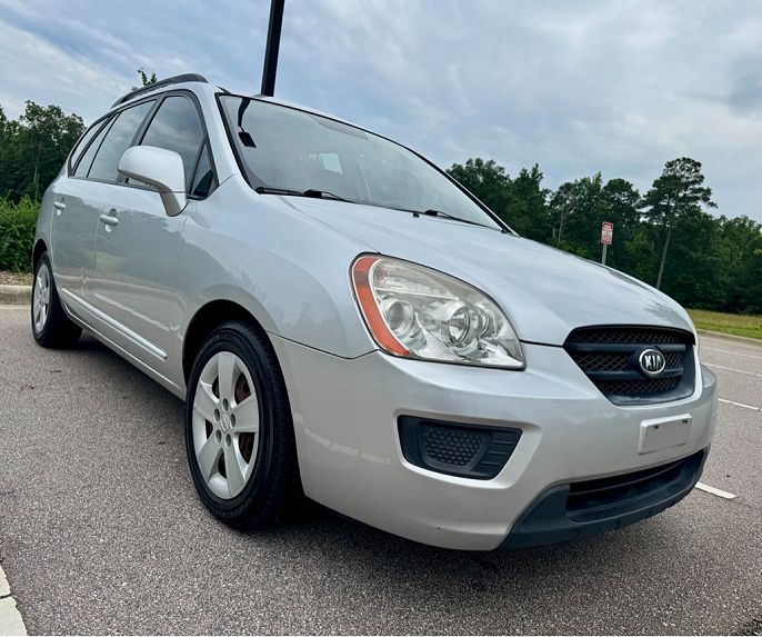 2009 Kia Rondo