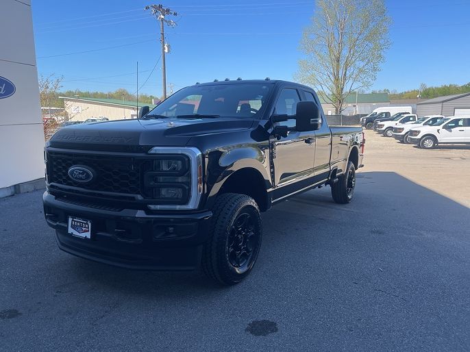 2025 Ford F-350