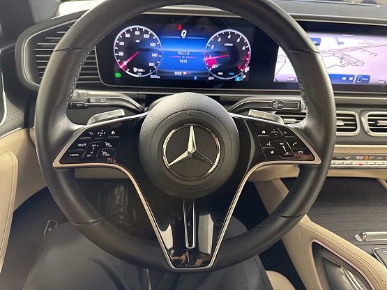 2025 Mercedes Benz GLE 350 photo 11