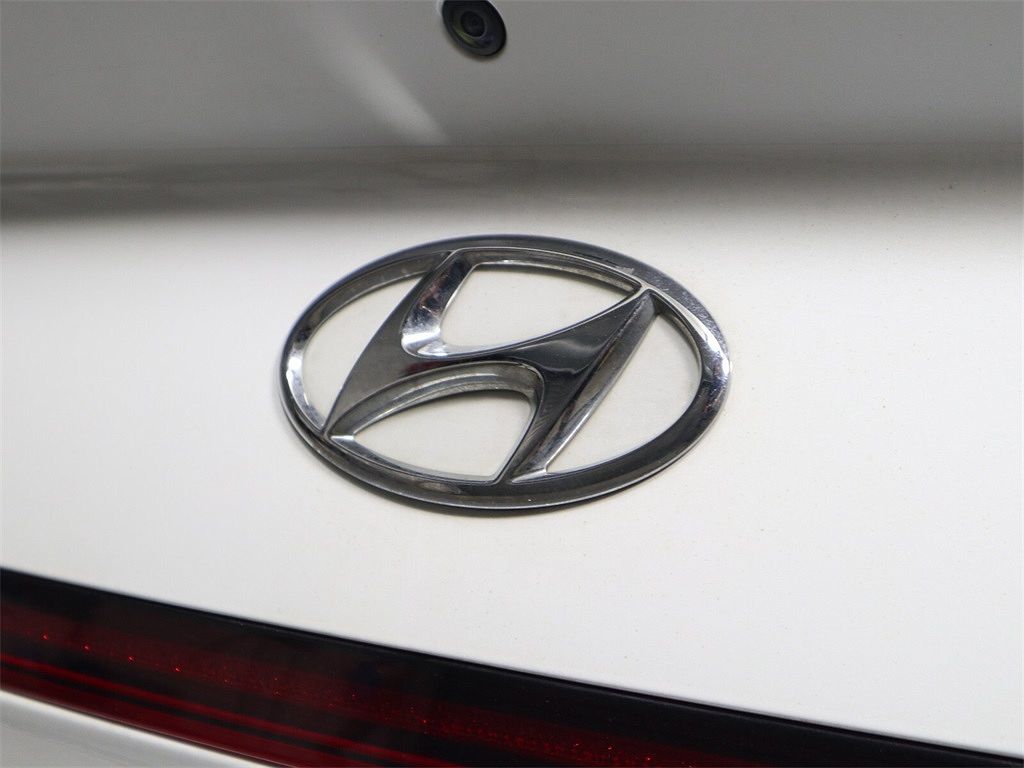 2021 Hyundai Sonata SEL image 4