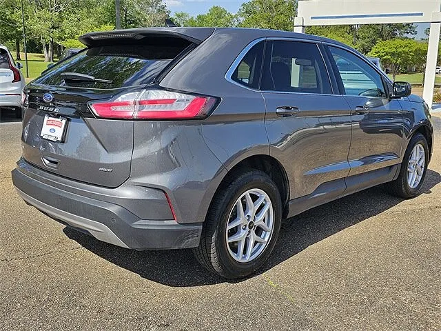 2024 Ford Edge