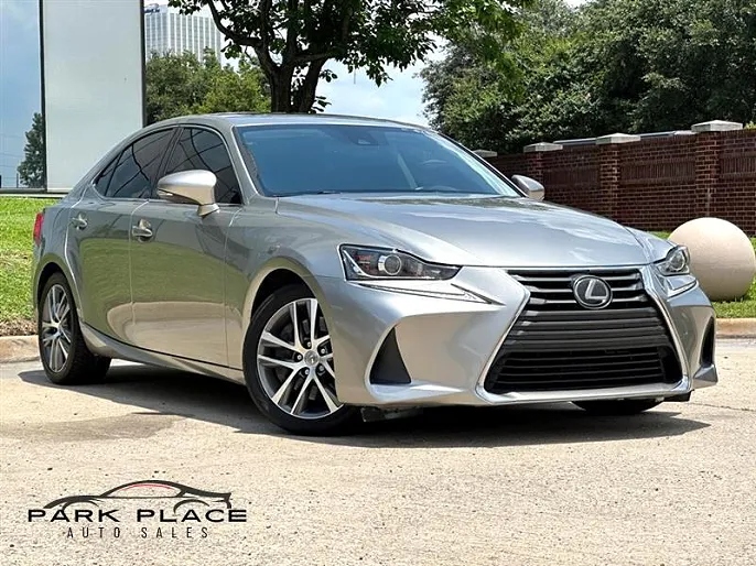 2019 Lexus IS