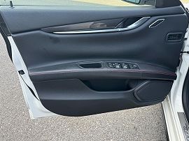 2017 Maserati Ghibli
