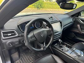 2017 Maserati Ghibli