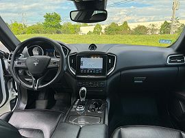 2017 Maserati Ghibli