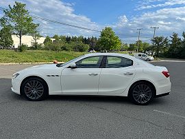 2017 Maserati Ghibli