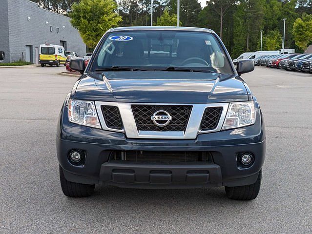 2020 Nissan Frontier SV image 1
