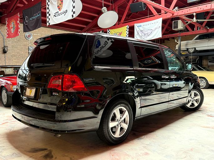 2012 Volkswagen Routan