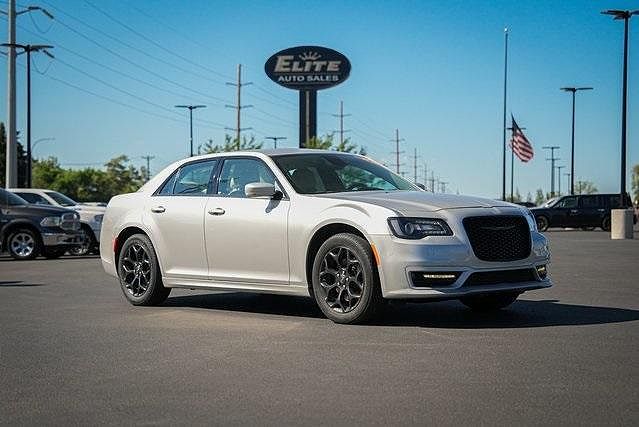 2022 Chrysler 300