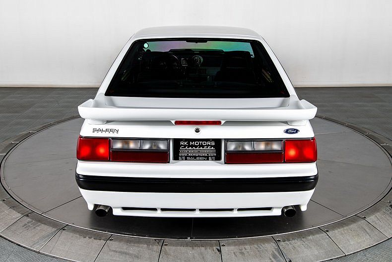 1989 Ford Mustang LX image 14