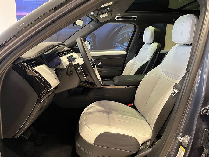2023 Land Rover Range Rover Sport