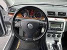 2008 Volkswagen Passat Lux image 16