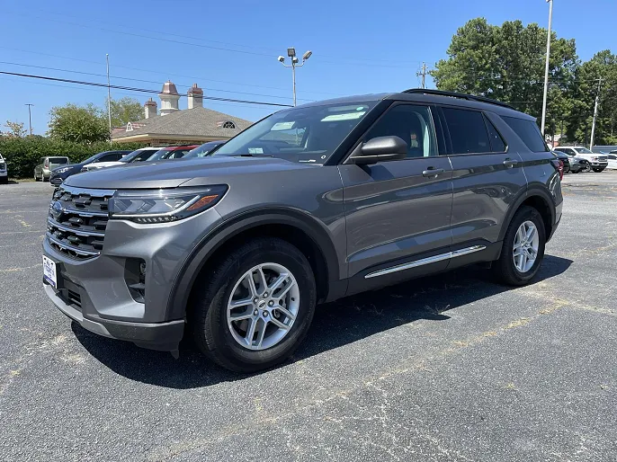 2025 Ford Explorer