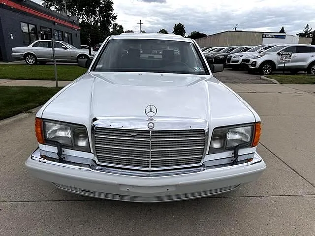 1991 Mercedes-Benz 560