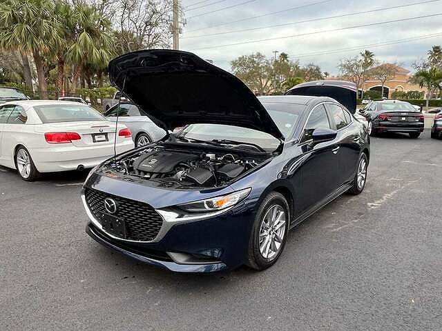 2022 Mazda Mazda3 Base image 12
