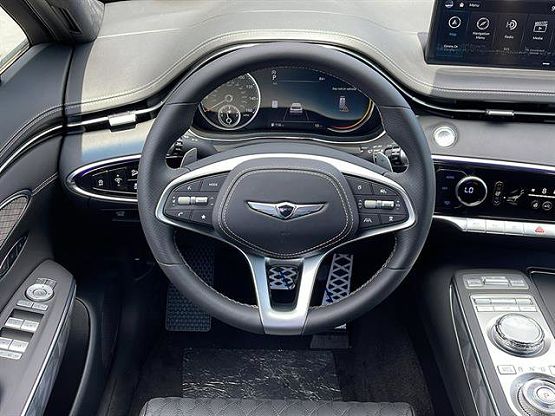 2025 Genesis GV70 3.5T Sport photo 11