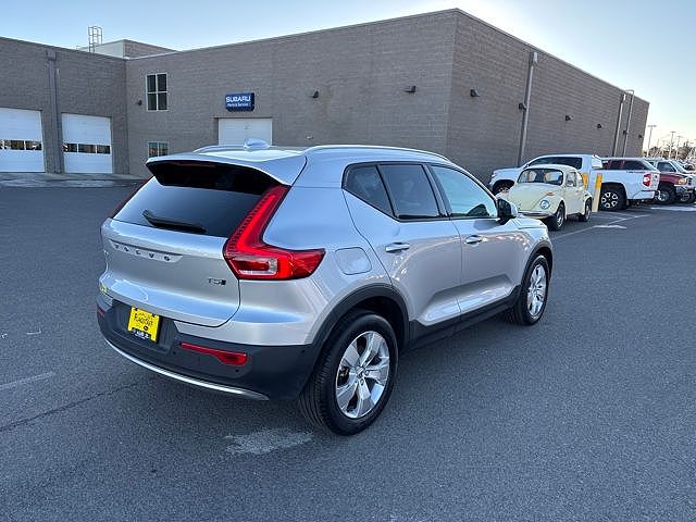 2019 Volvo XC40
