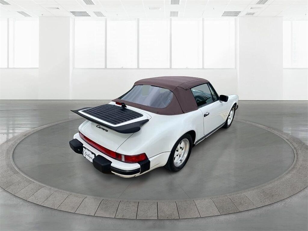 1987 Porsche 911 Carrera image 3
