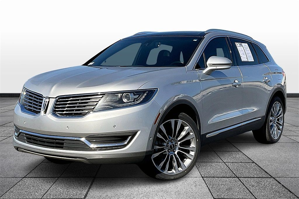 2016 Lincoln MKX Reserve image 2